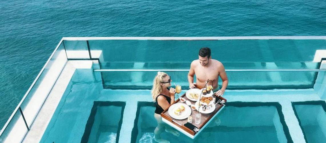 resorts-with-floating-breakfast-bali-indonesia